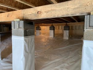 Crawl space encapsulation with spray foam insulation Crawl space encapsulation project.
